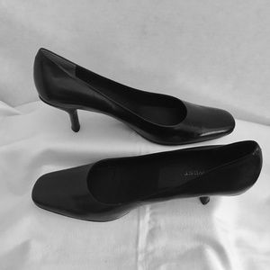 Vintage Nine West Black Heels